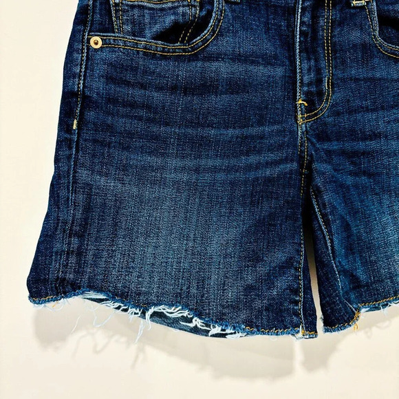 AMERICAN EAGLE Dark wash distressed denim shorts | Casual cutoff style | Size 6* - Picture 3 of 8